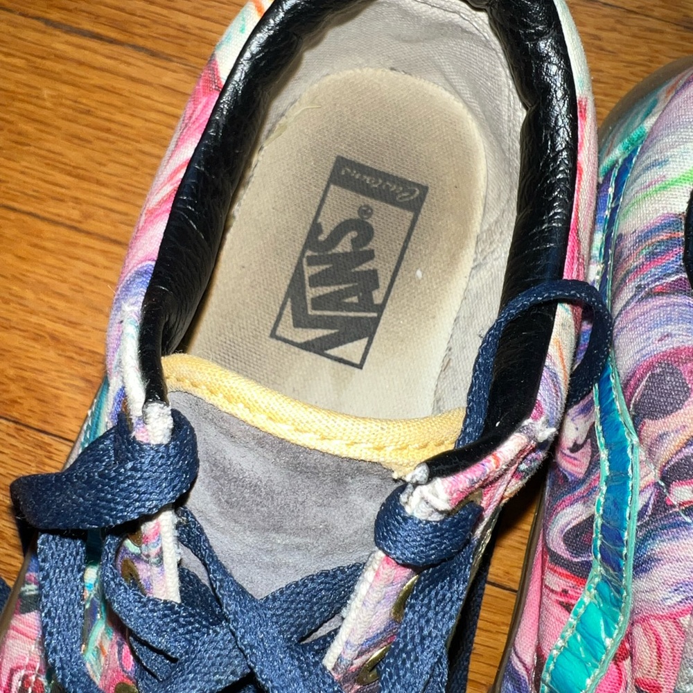 Custom Old Skool Vans!! - Picture 4 of 5